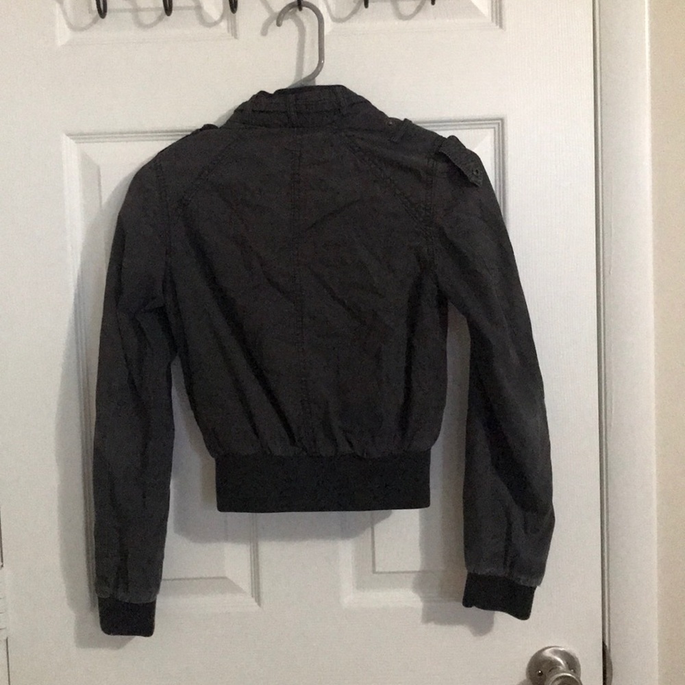 Jacket - Picture 3 of 6